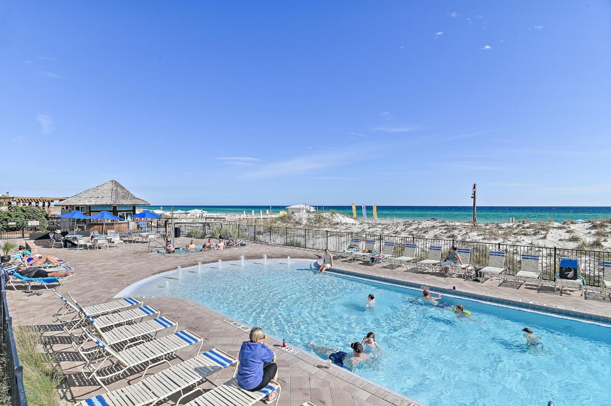 Pelican Beach Resort Destin Exterior foto